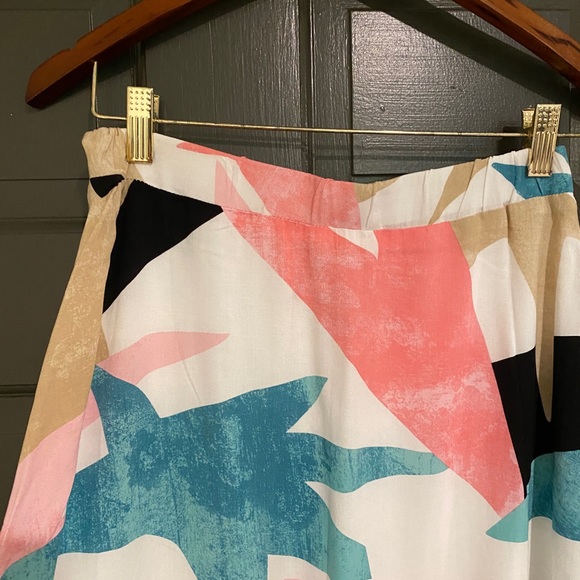 NWT - Lulu’s Colorful Abstract Print Maxi Skirt - Size Medium - Picture 3 of 5